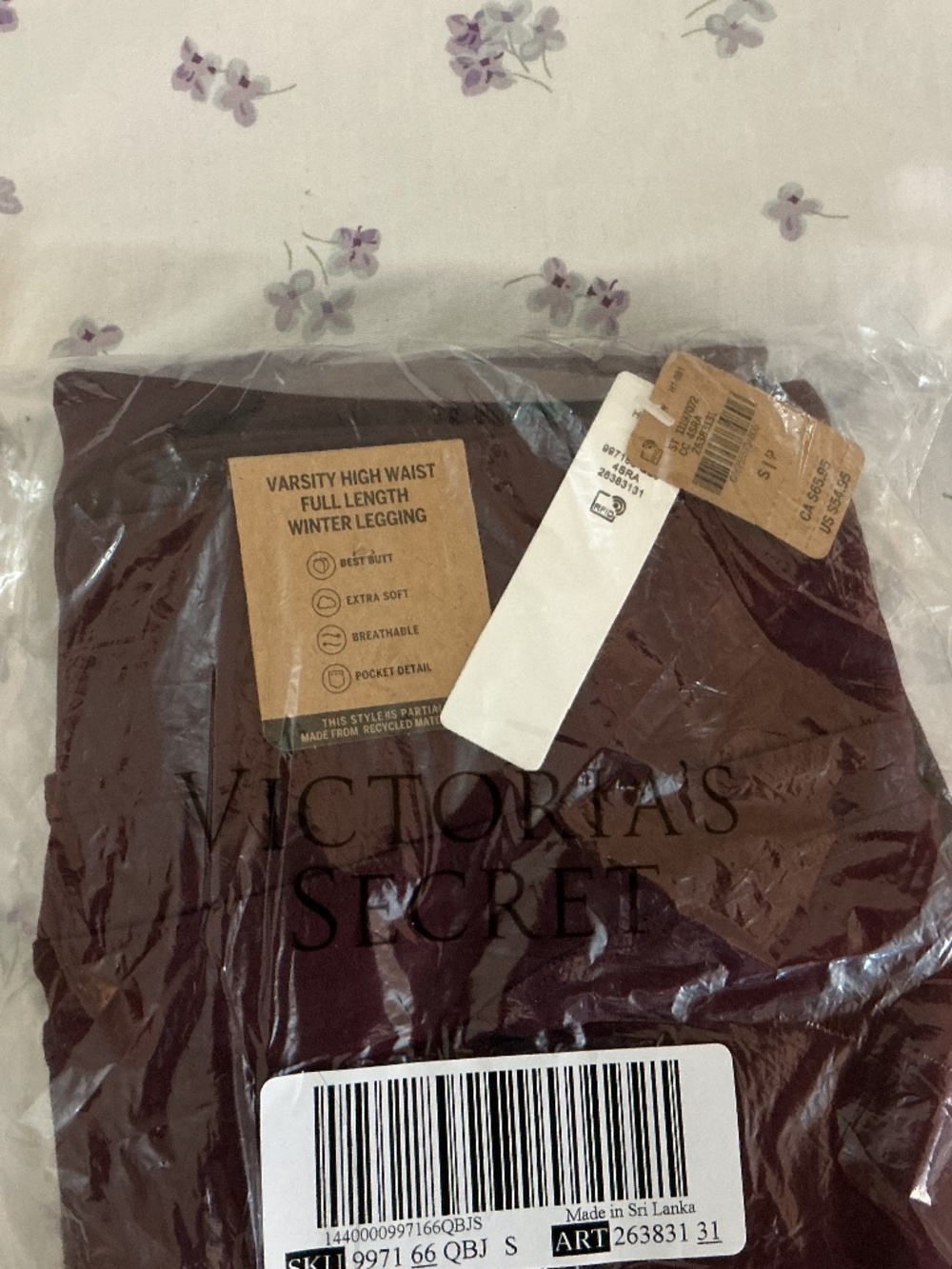 Victoria’s Secret PINK Varsity High Waist Full Waist Winter Legging